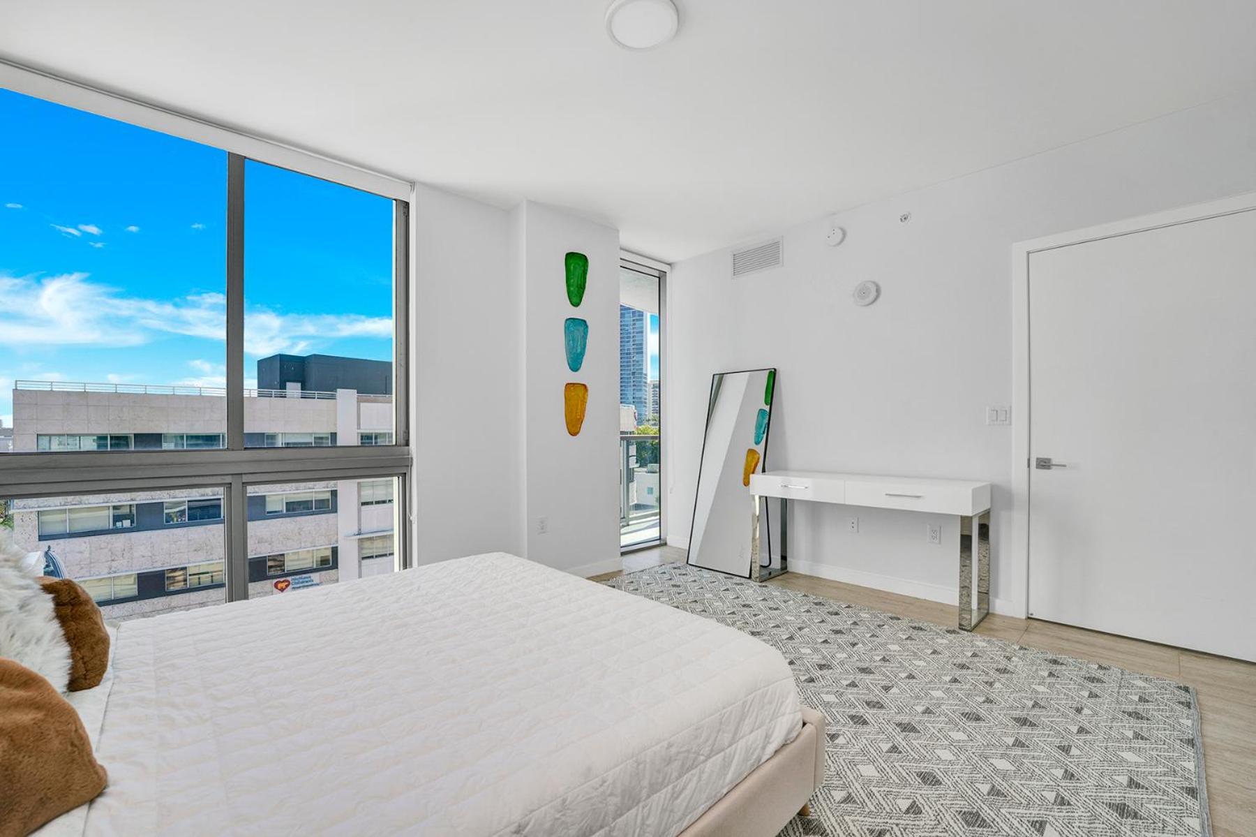 LUXURY NEW CONDO AT MIAMI DESIGN DISTRICT