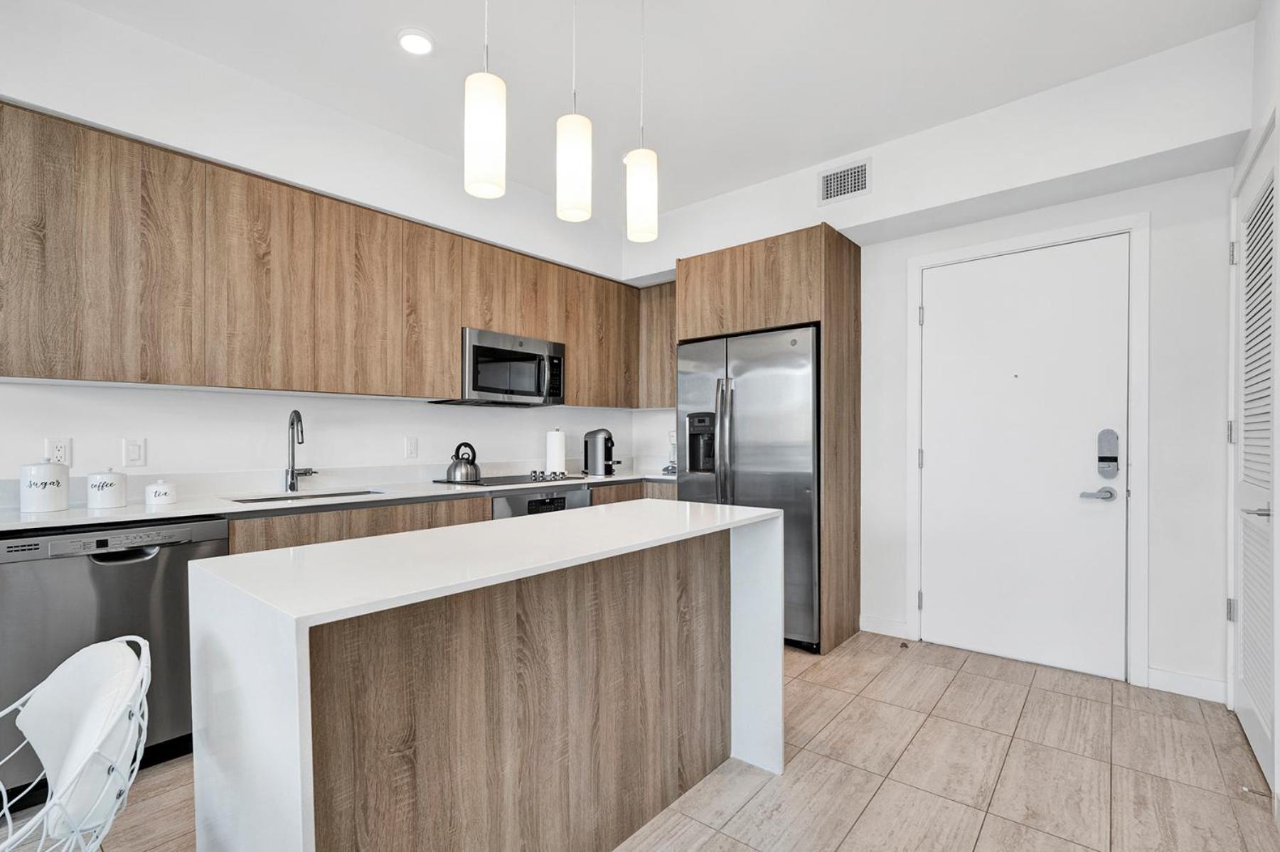 LUXURY NEW CONDO AT MIAMI DESIGN DISTRICT