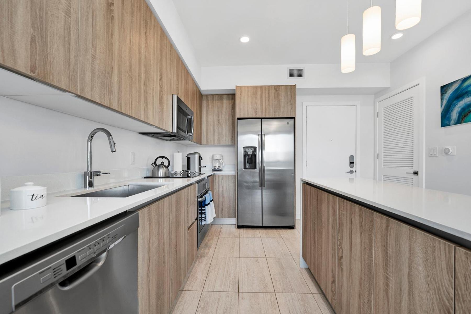LUXURY NEW CONDO AT MIAMI DESIGN DISTRICT