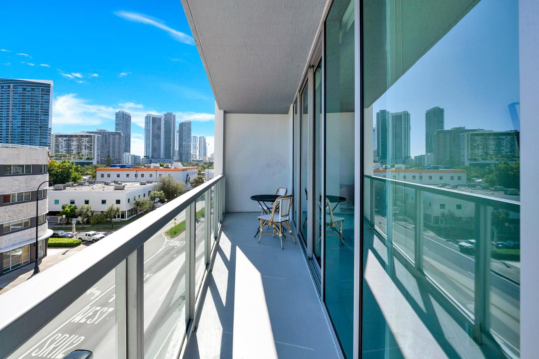 LUXURY NEW CONDO AT MIAMI DESIGN DISTRICT