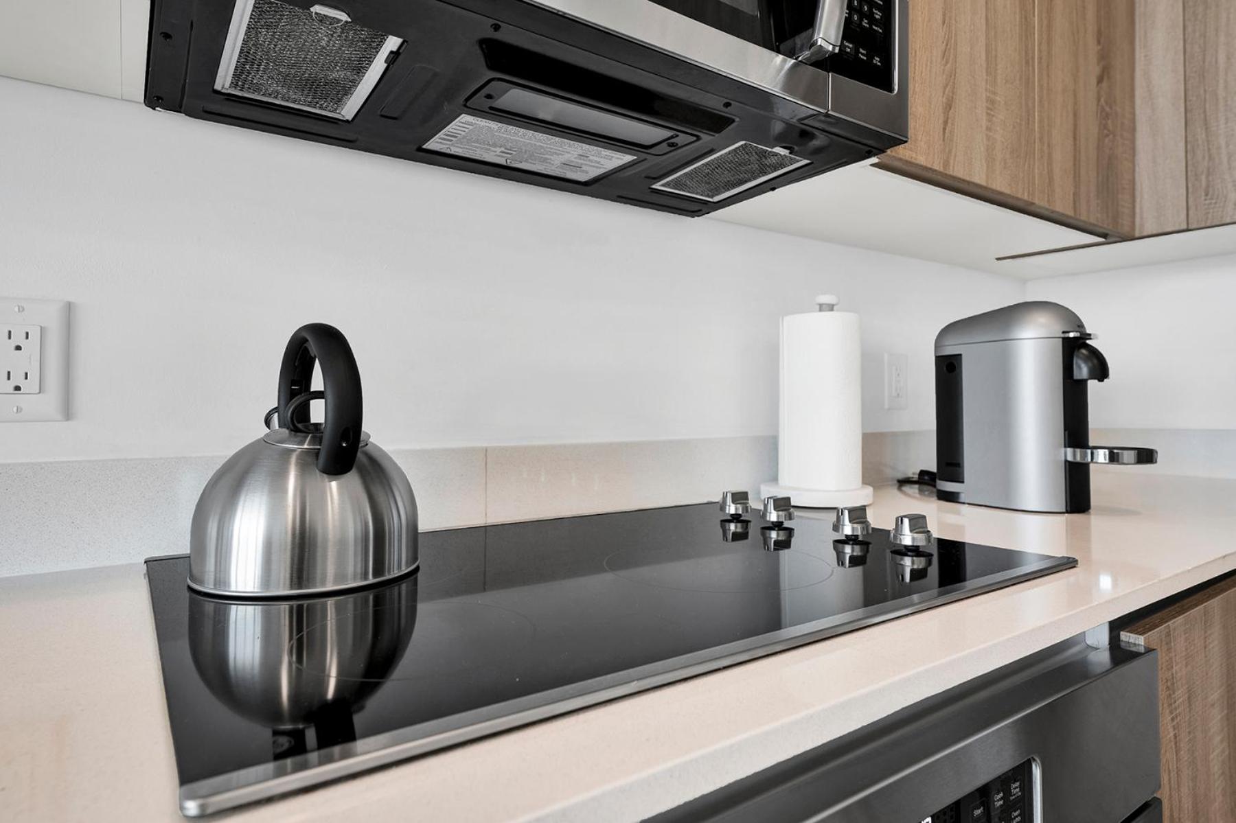 LUXURY NEW CONDO AT MIAMI DESIGN DISTRICT