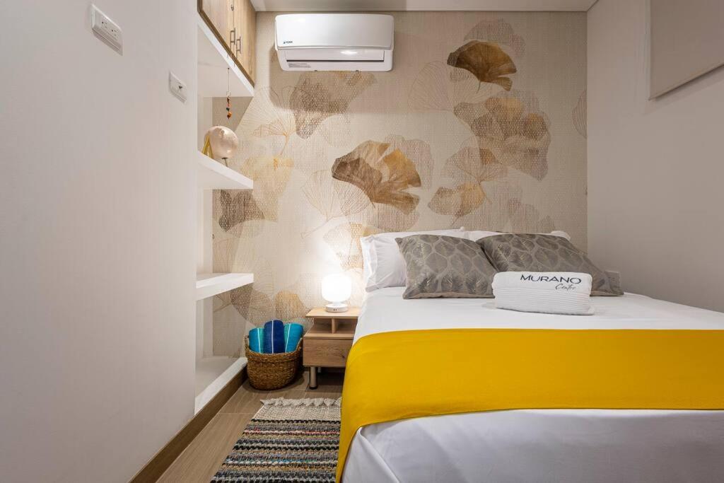 Beachfront Condo 1605 Murano Centro 1, Near Walled City Airport Pick Up