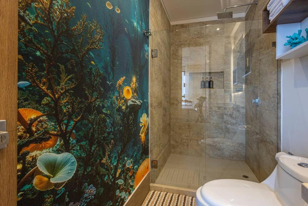 Beachfront Condo 1605 Murano Centro 1, Near Walled City Airport Pick Up