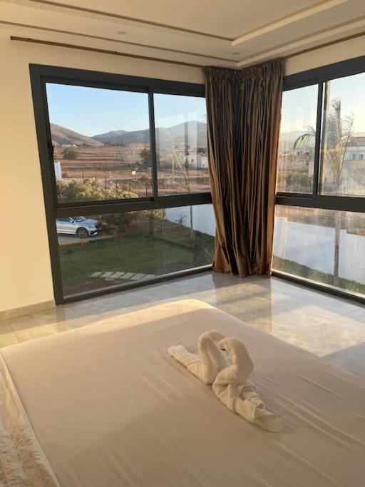 Villa de plage avec piscine view 4