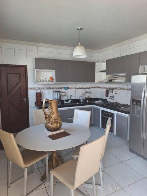 Linda Casa com Piscina px Praia