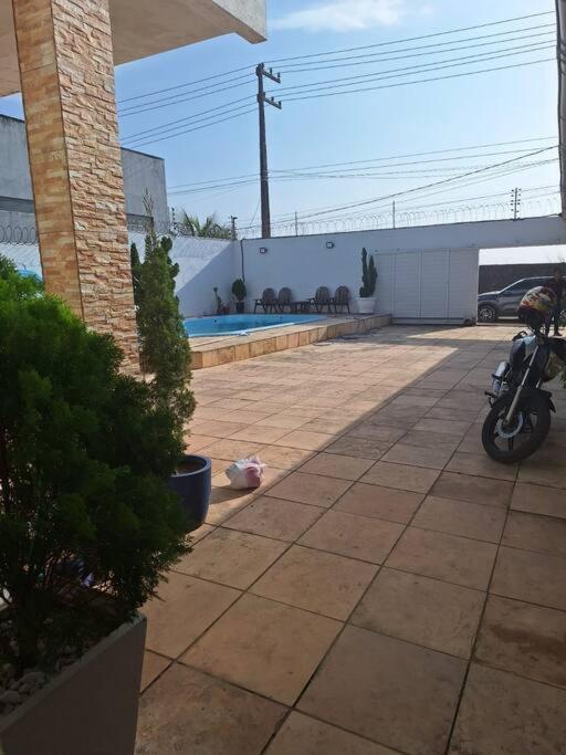 Linda Casa com Piscina px Praia
