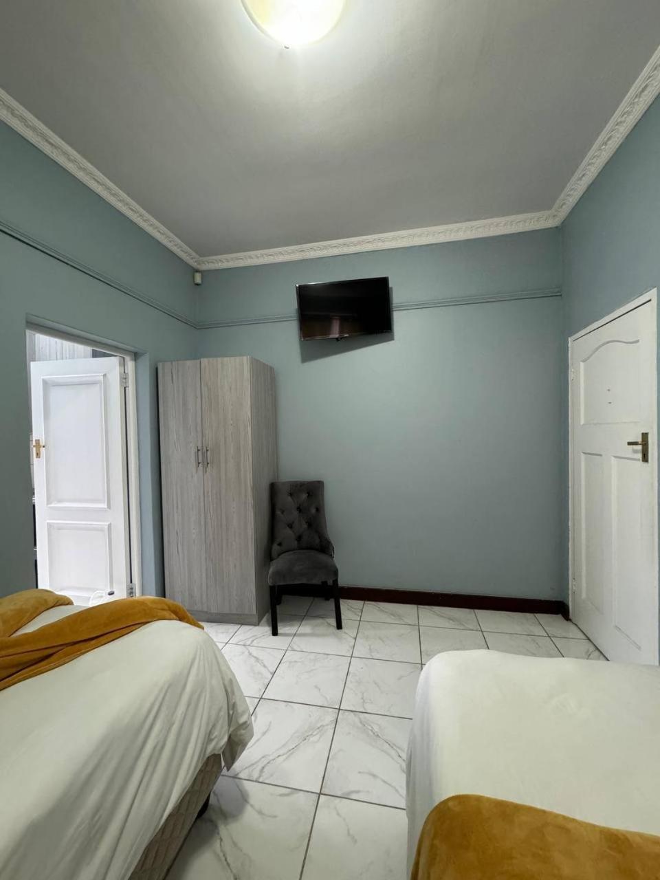 Photo 48