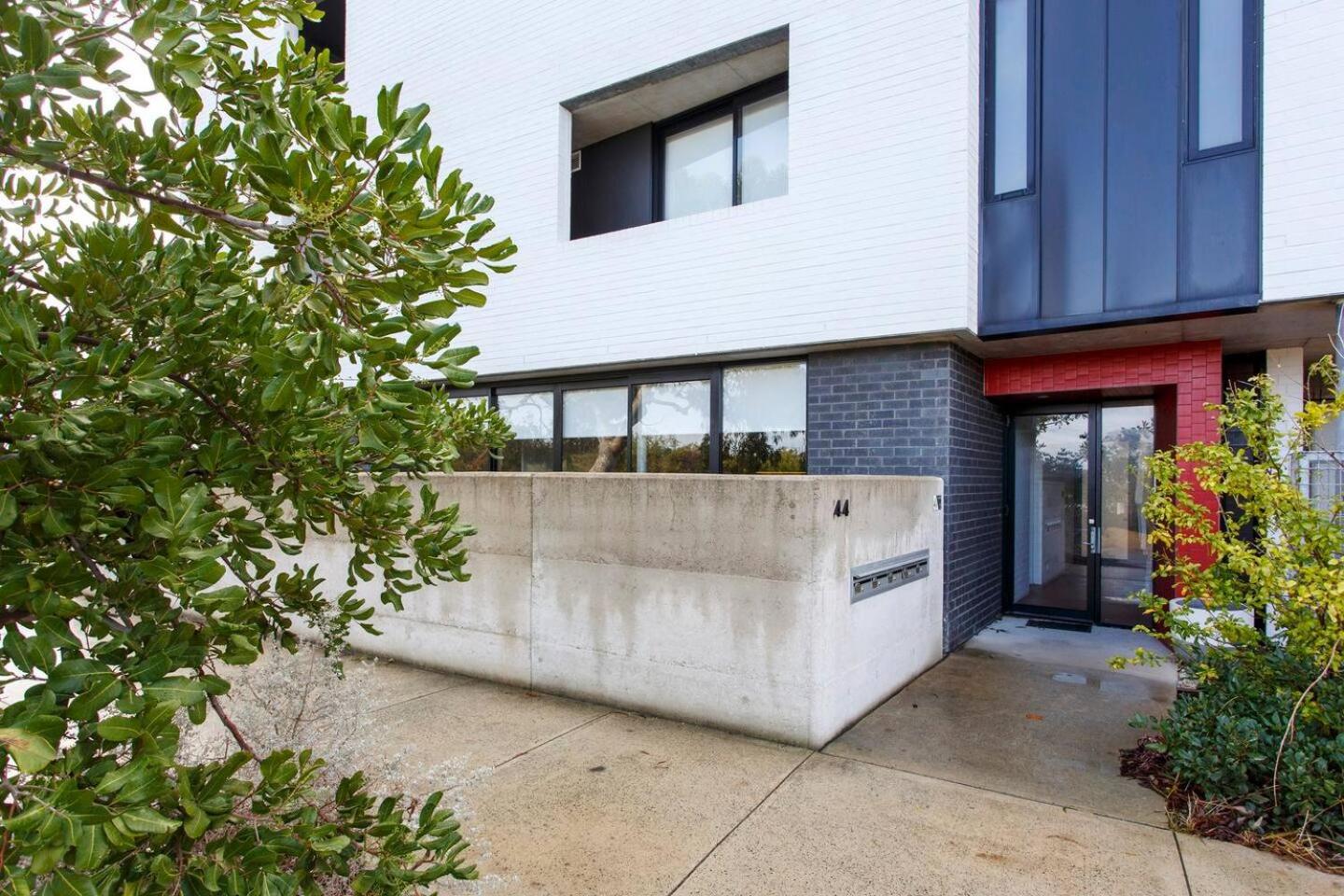 Knutsford Modern Spacious 5 min to Freo