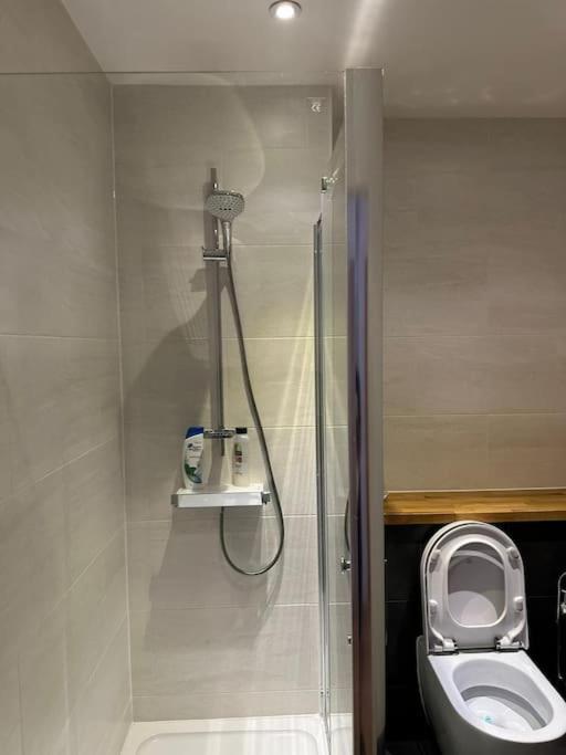 Luxury Modern Town House, Manchester City Centre, Free Secured Parking