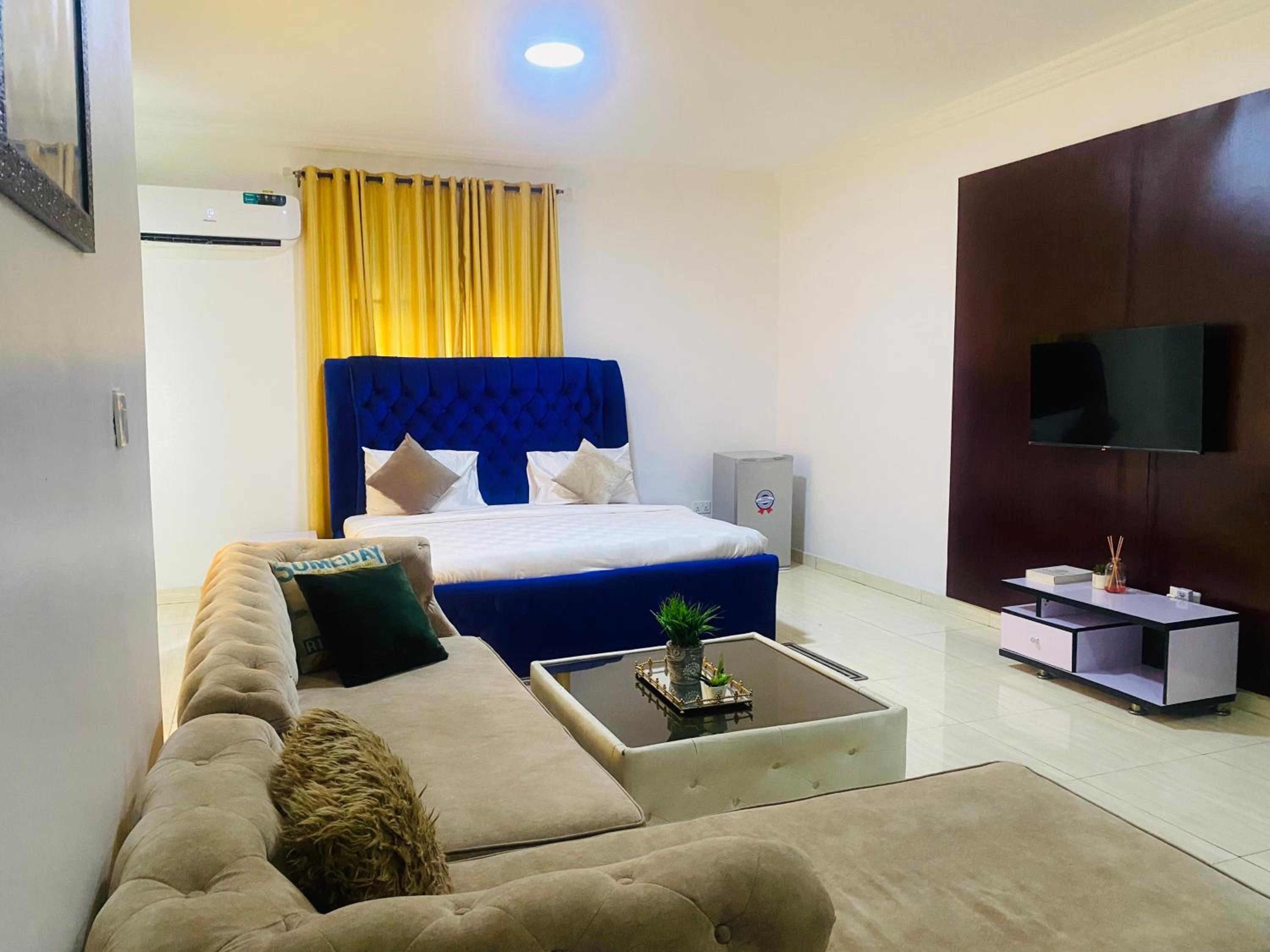 Greencourt Apartments and Suites view 2