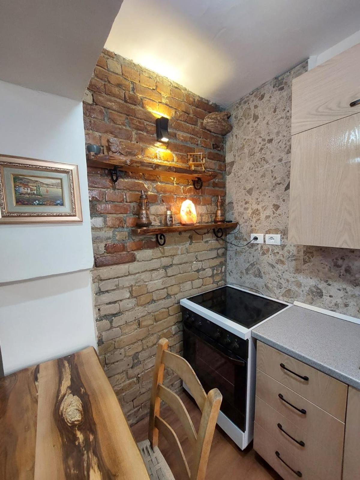Scutari Apartment