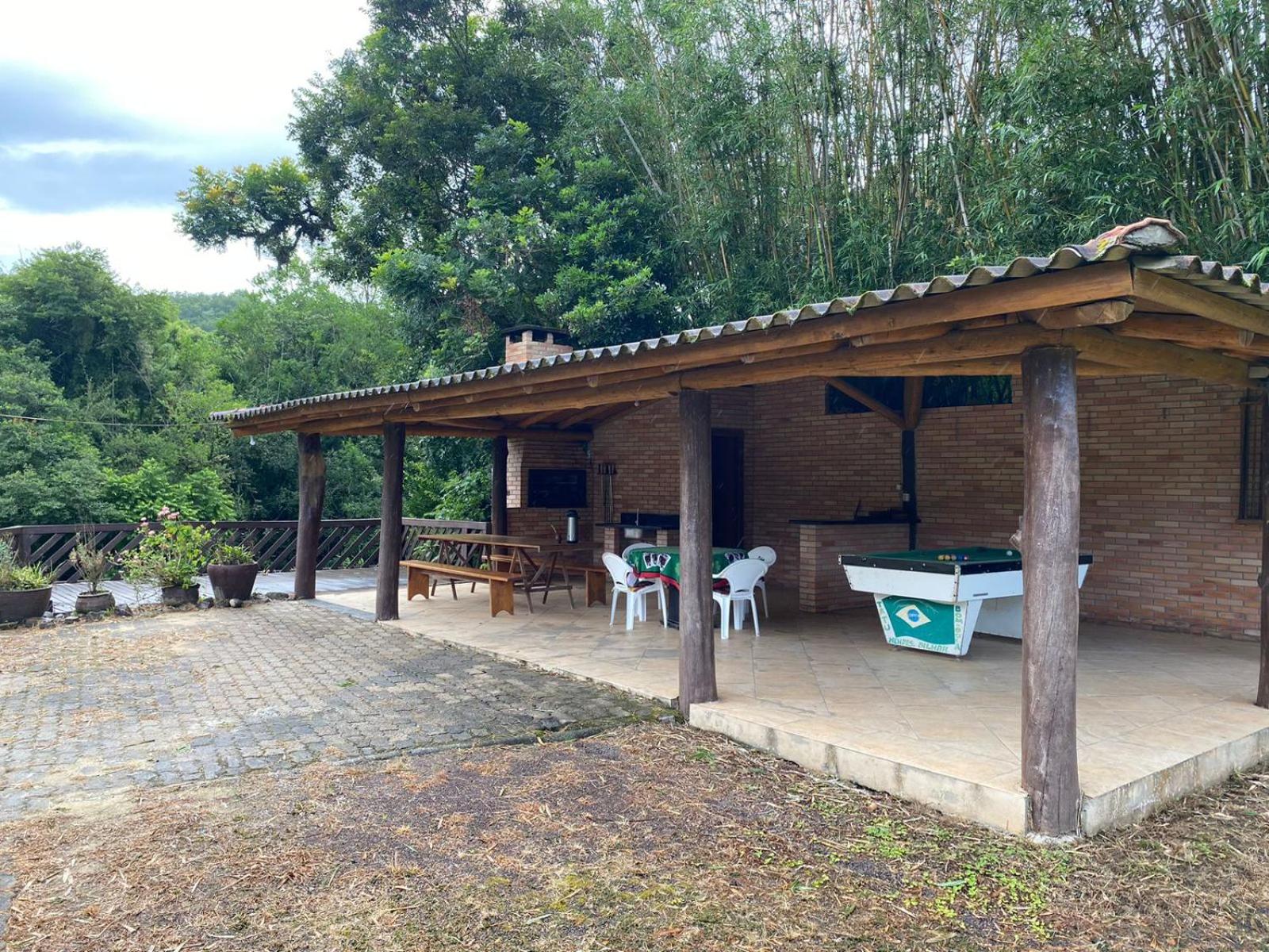 REFÚGIO NO CARAÁ