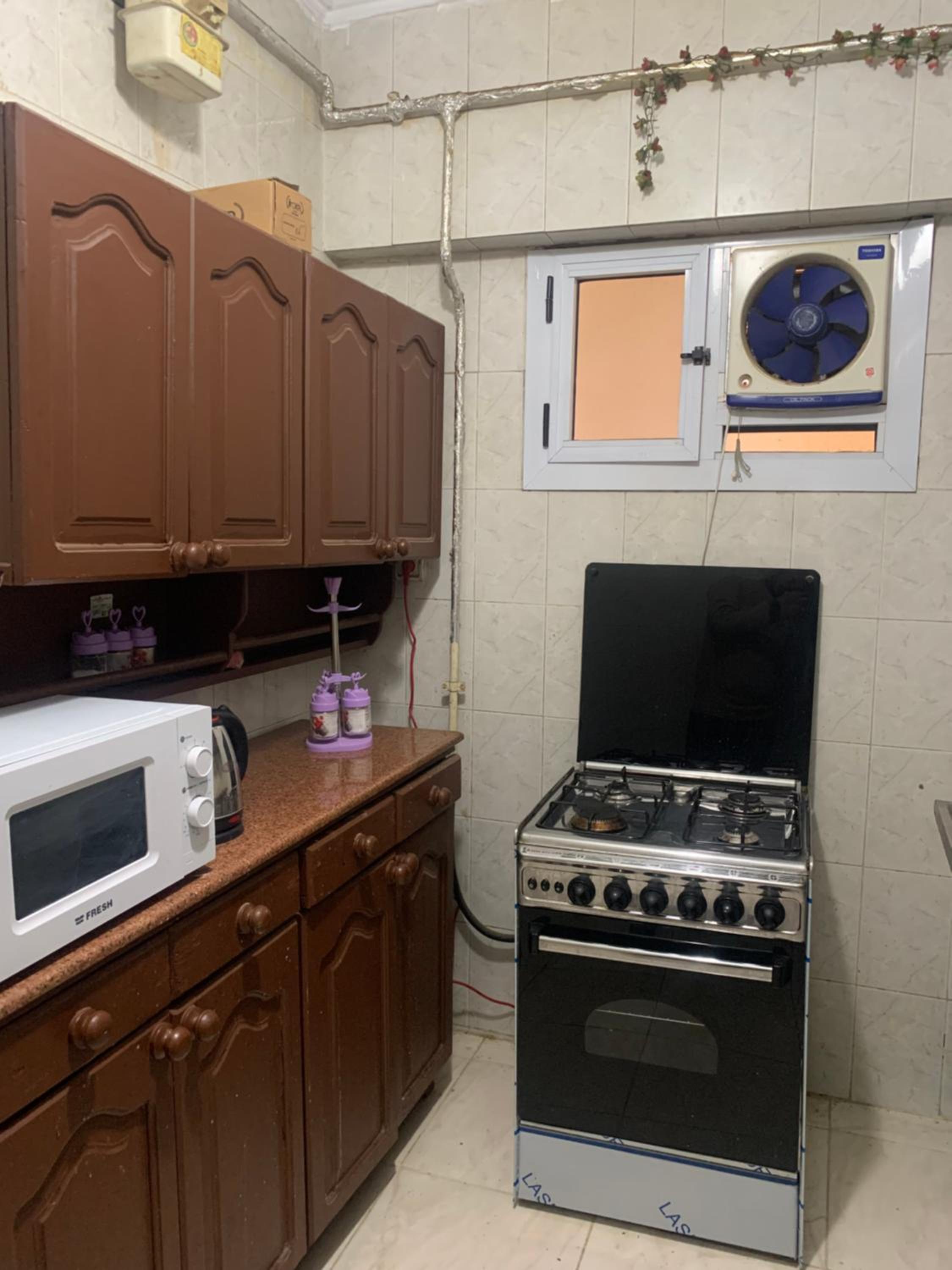 Superior 2BDR Apartment Overlooking the Main Street