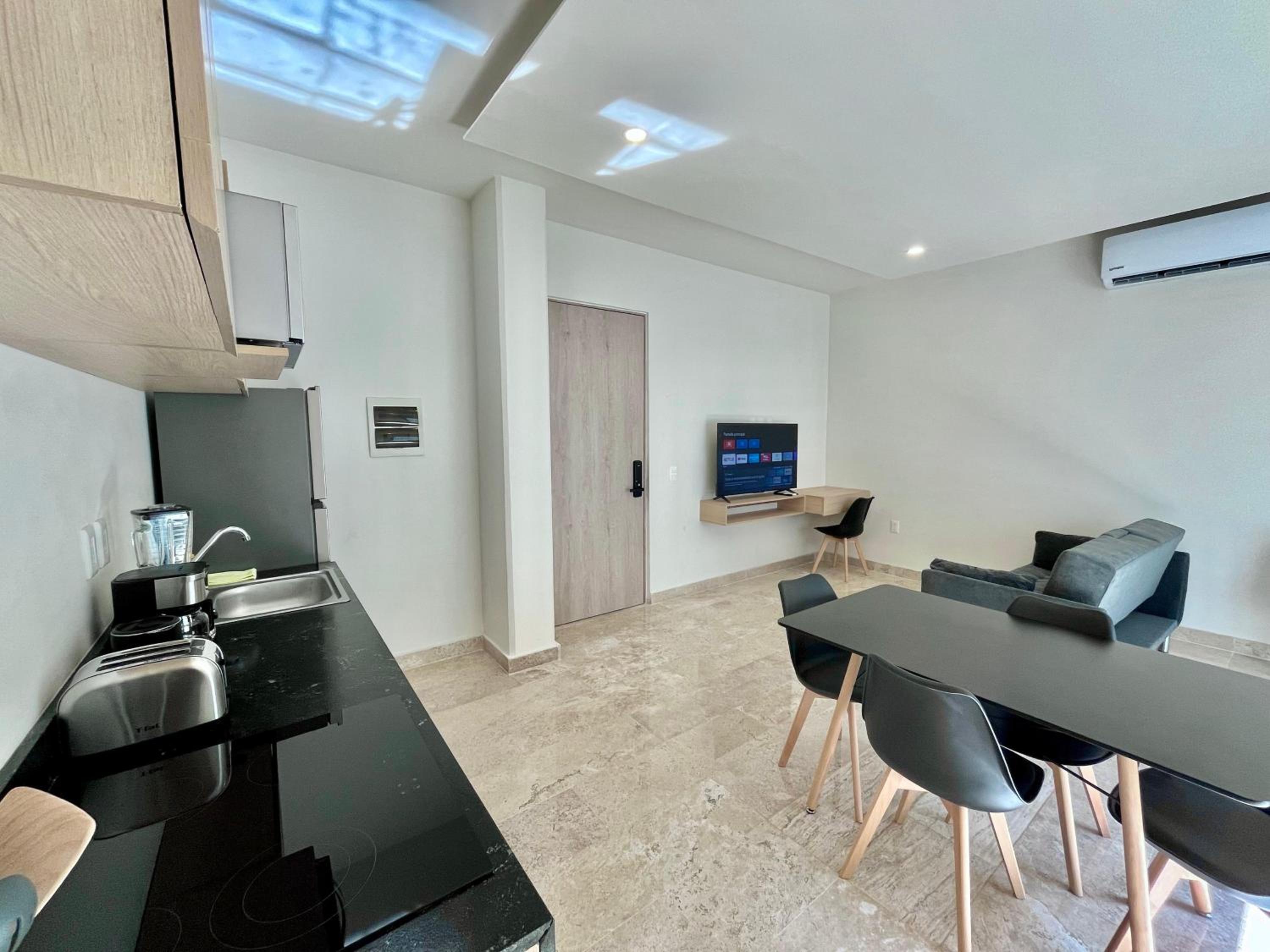 Spacious Ground Floor Apartment