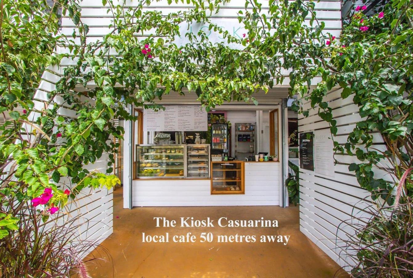 Casuarina Apartment, 200m from the Beach!