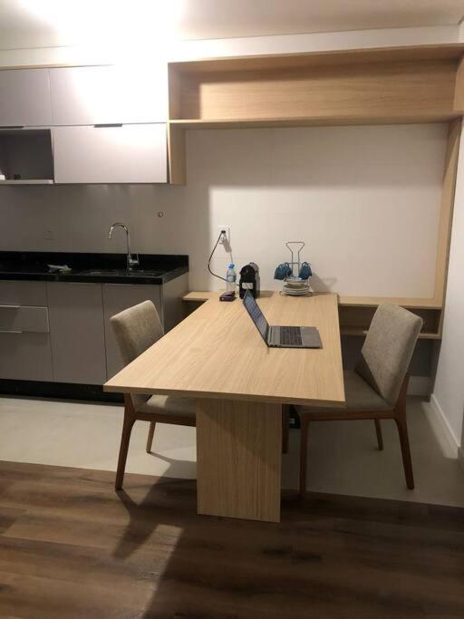 Studio novo no centro de Florianópolis