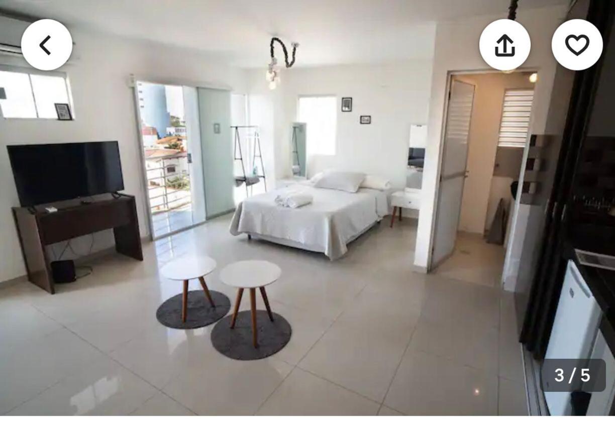 Relajate en Moderno y Elegante Apartamento Familiar con amplio balcón, en Zona Residencial Avenida Beni