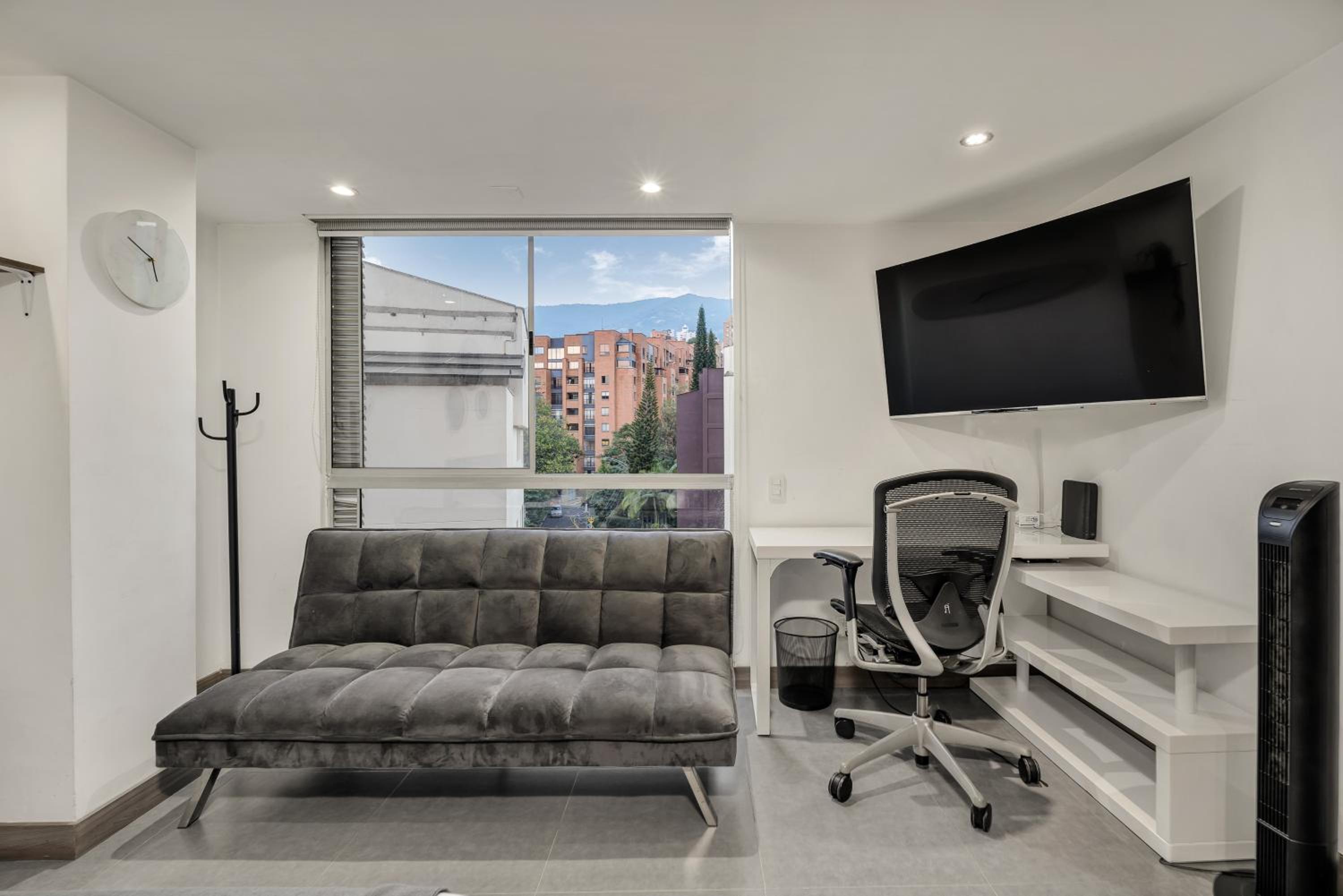 Aparta Estudio en Edificio La Frontera