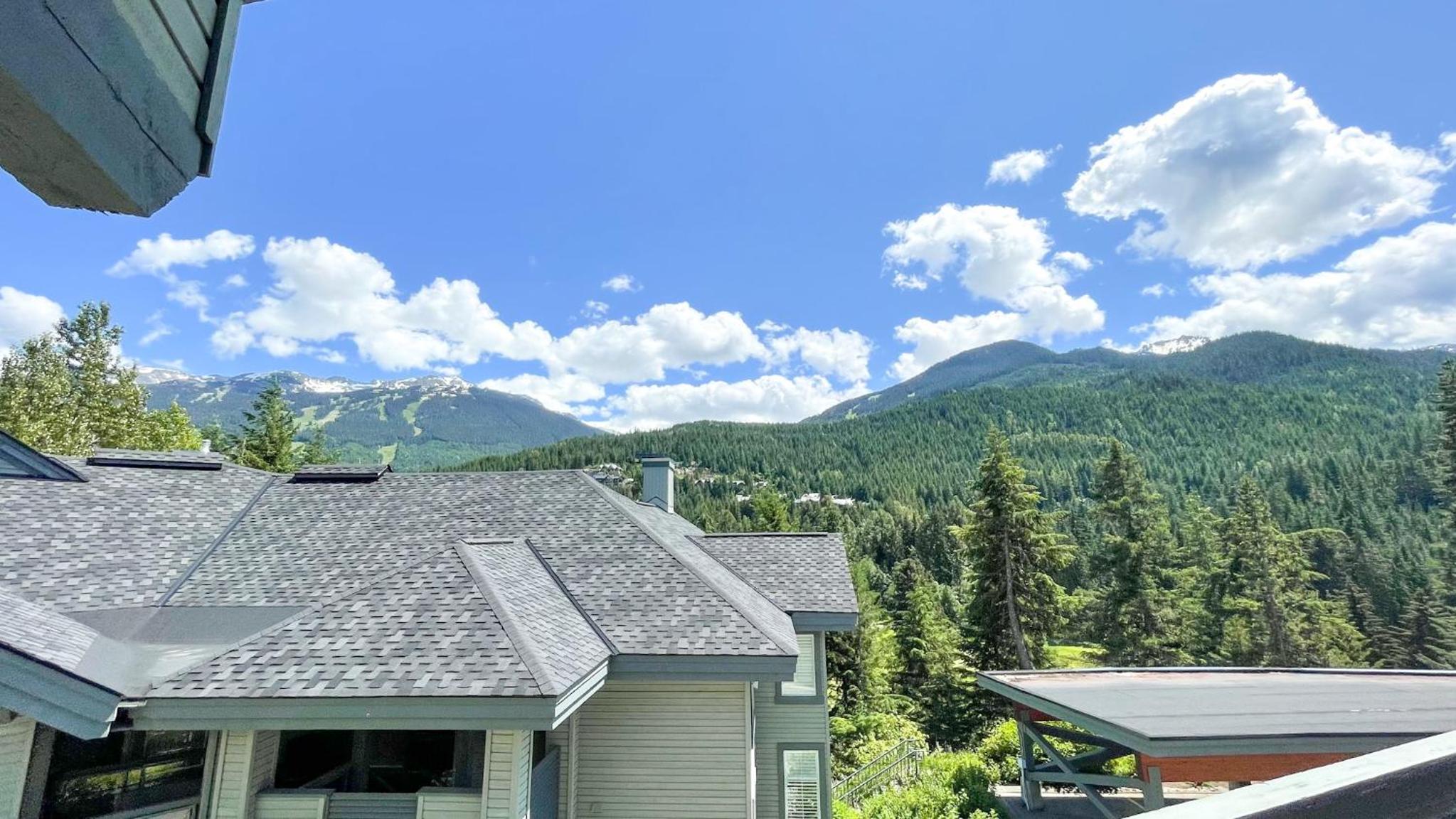 2BR in The Lynx, Family Sized, Mountain Views, Private Balcony, Tranquil Location, Parking