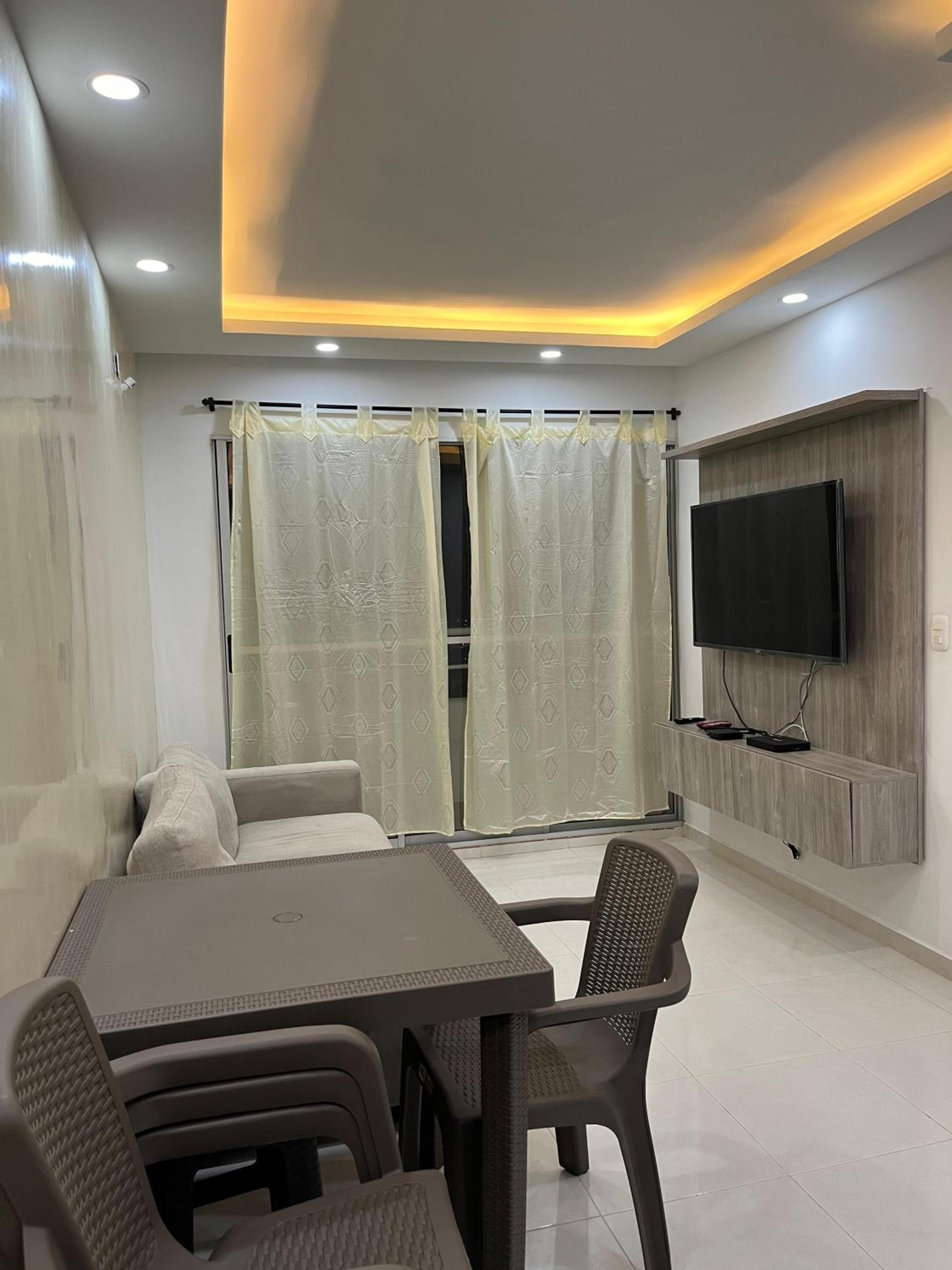 Bello apartamento con visita al mar