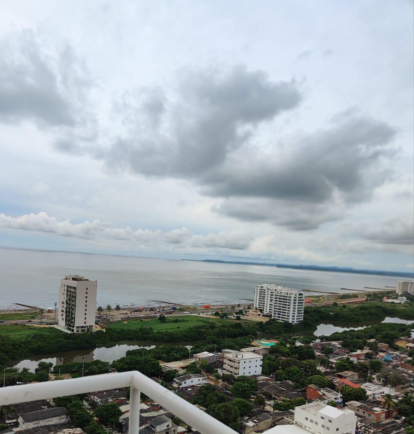 Bello apartamento con visita al mar