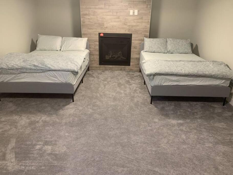 New Gorgeous Home In Carleton Place Close to Beach