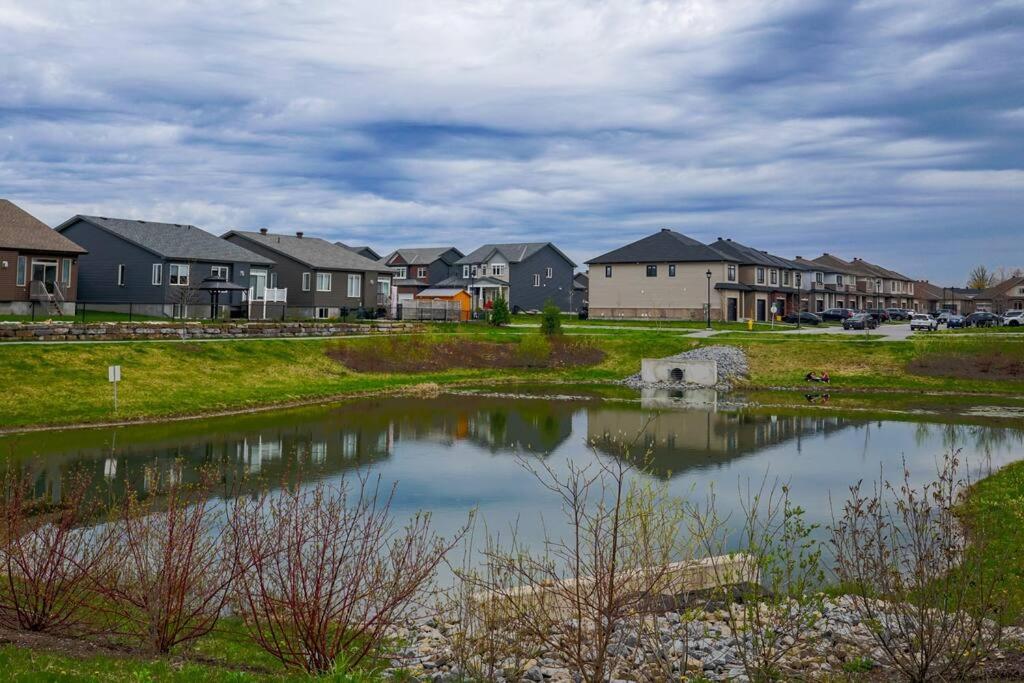 New Gorgeous Home In Carleton Place Close to Beach