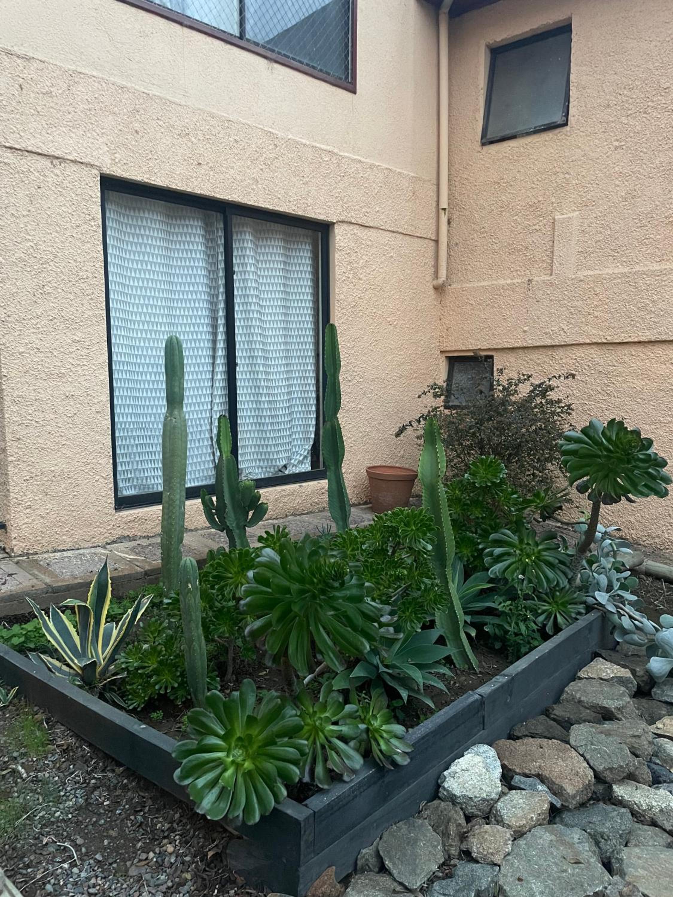 Encantadora casa para 12 con piscina
