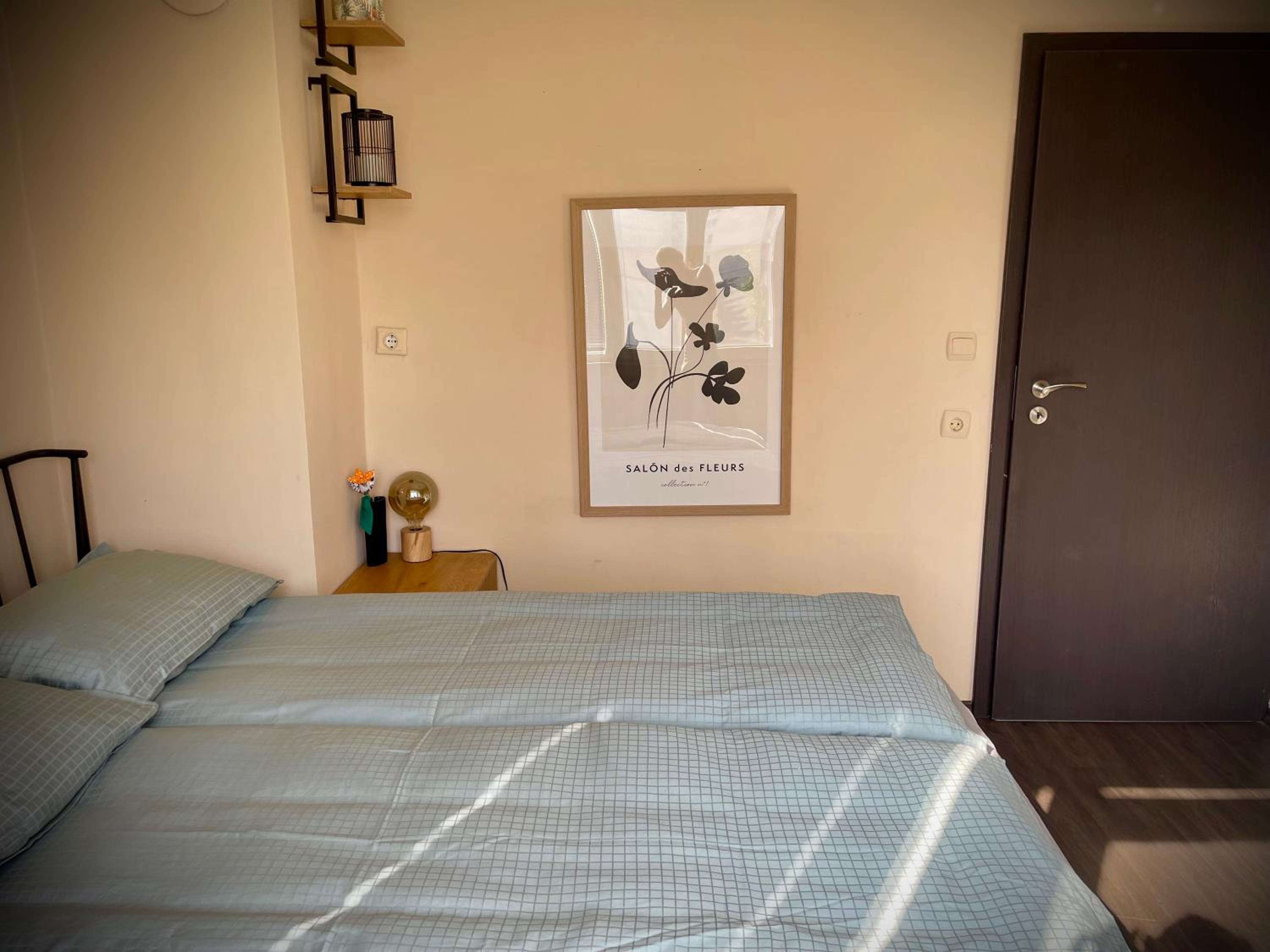 Cozy APT Free Parking Wi-Fi Netflix