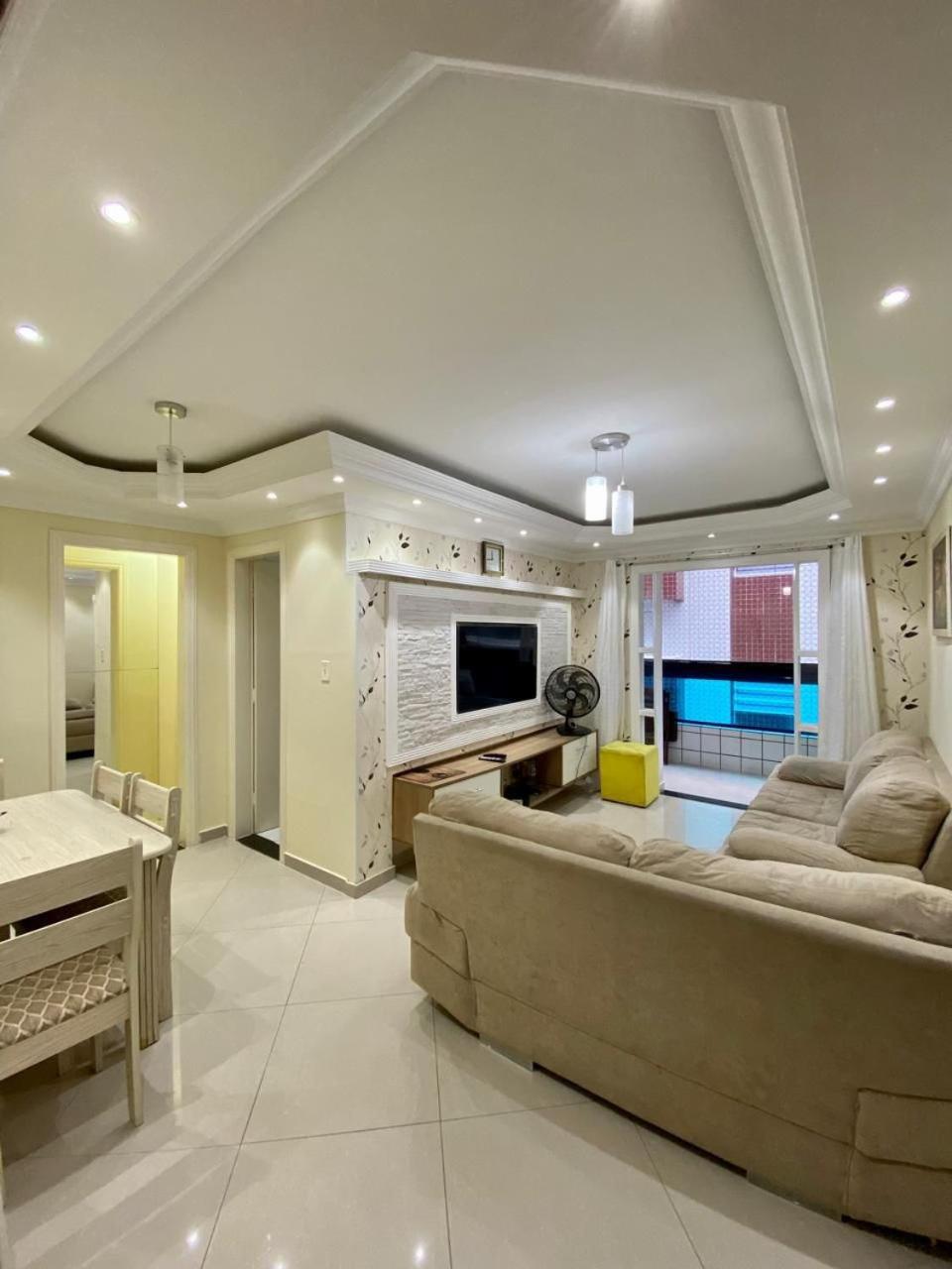 Apartamento 50mt da praia Ocian, até 8 pessoas!