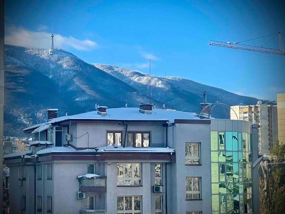 Cozy APT Free Parking Wi-Fi Netflix