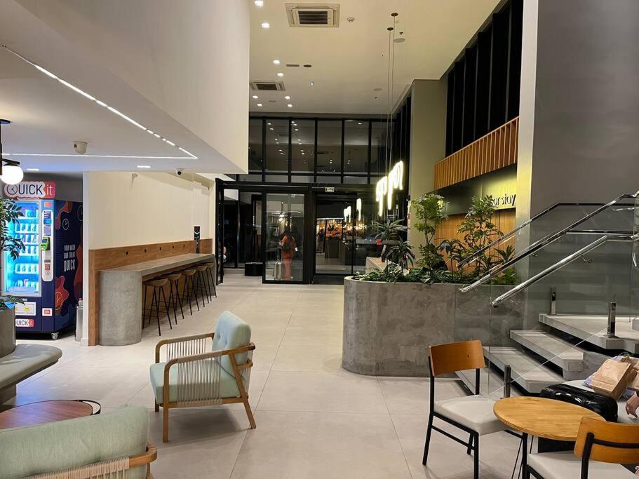 Studio Helbor Stay Batel - Sofisticação, Conforto, Localização e Vista Privilegiada