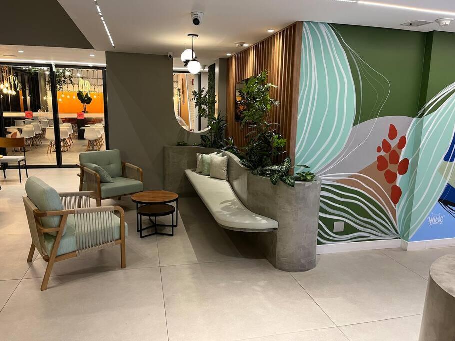 Studio Helbor Stay Batel - Sofisticação, Conforto, Localização e Vista Privilegiada