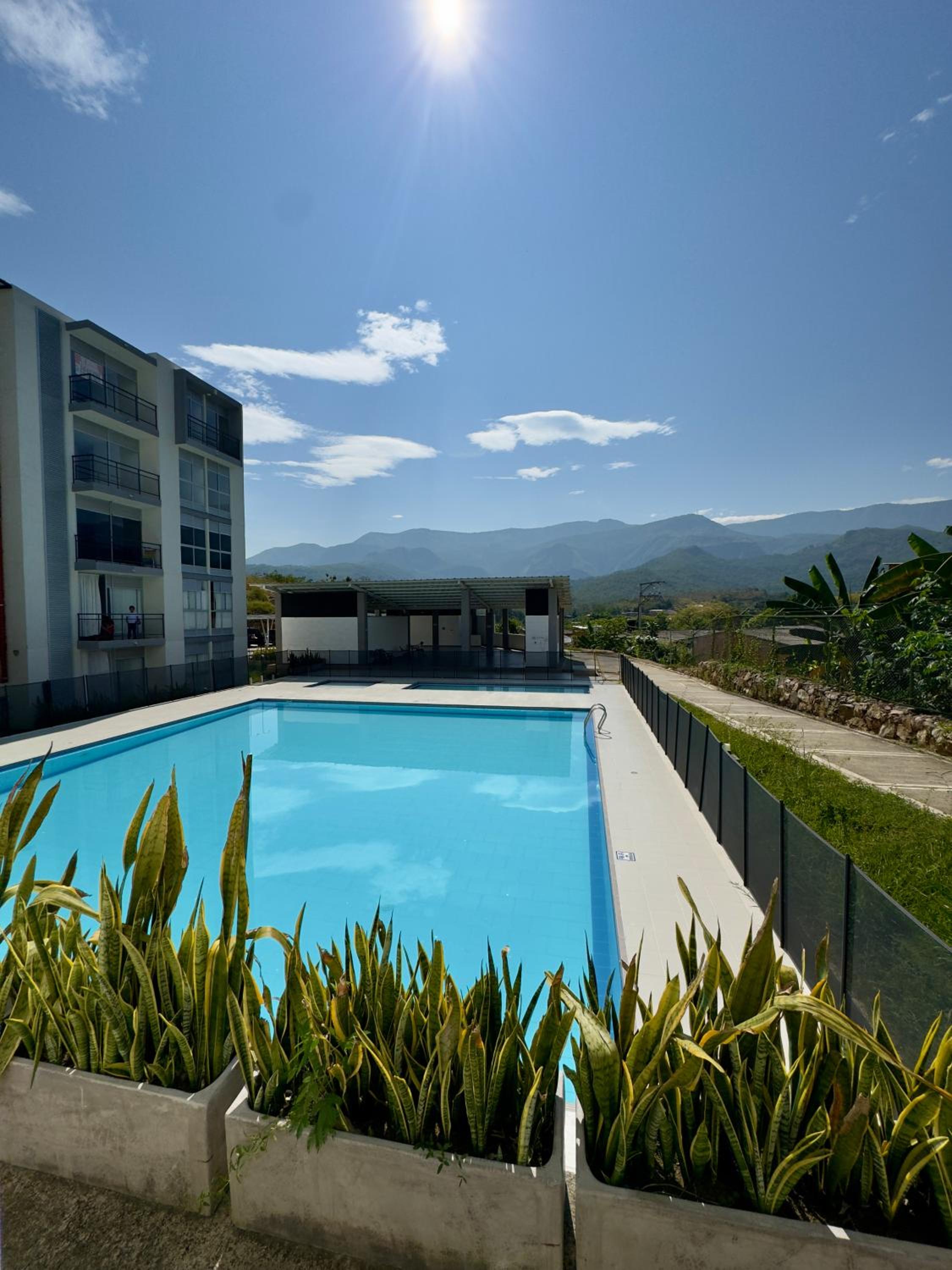 Apto en Melgar, Terraza, BBQ privado y Piscina