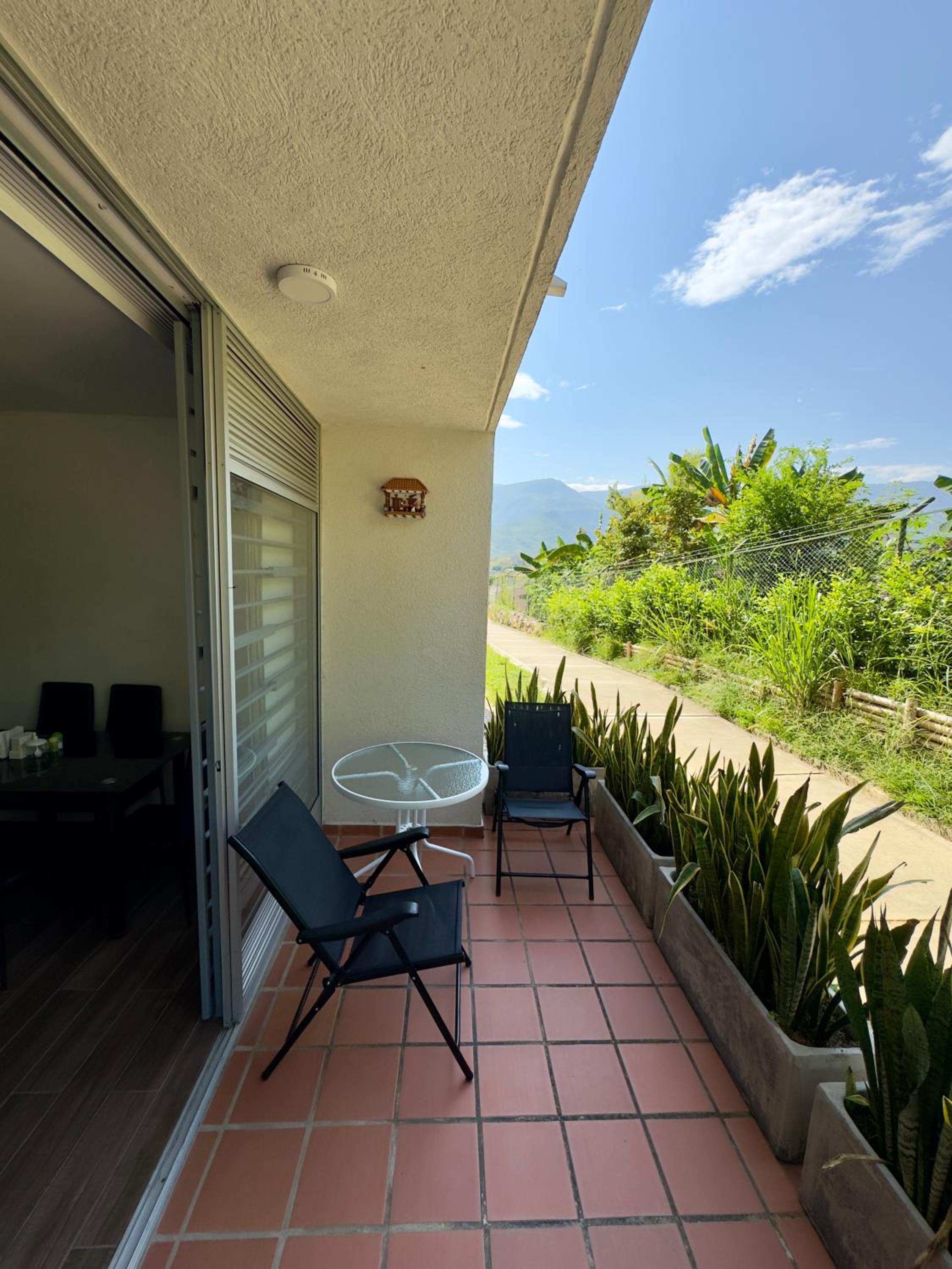 Apto en Melgar, Terraza, BBQ privado y Piscina