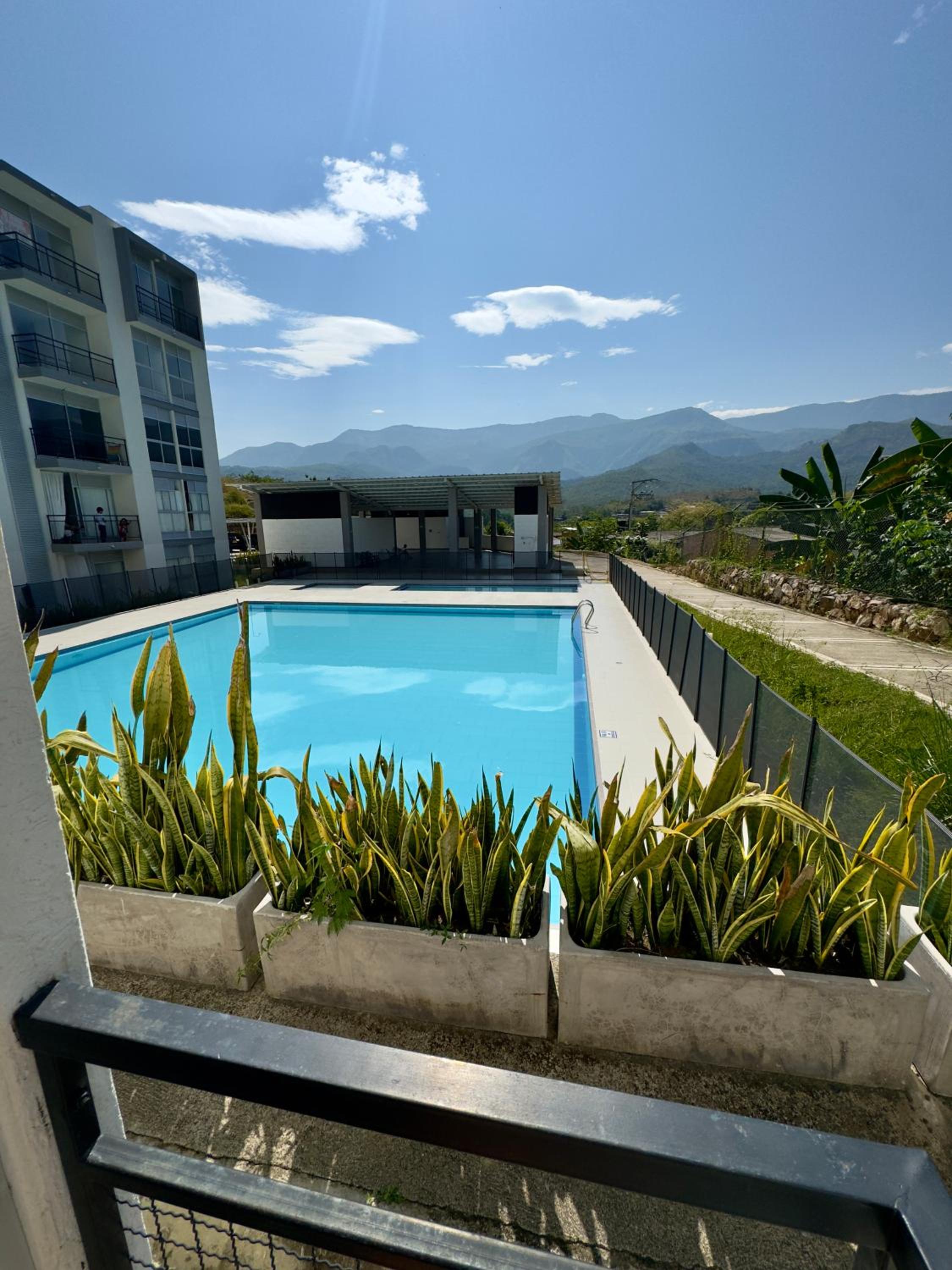 Apto en Melgar, Terraza, BBQ privado y Piscina