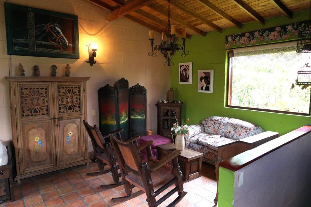 Casa Familiar y Naturaleza en Parcelación Privada
