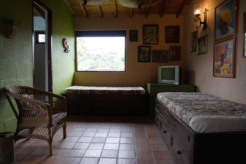Casa Familiar y Naturaleza en Parcelación Privada