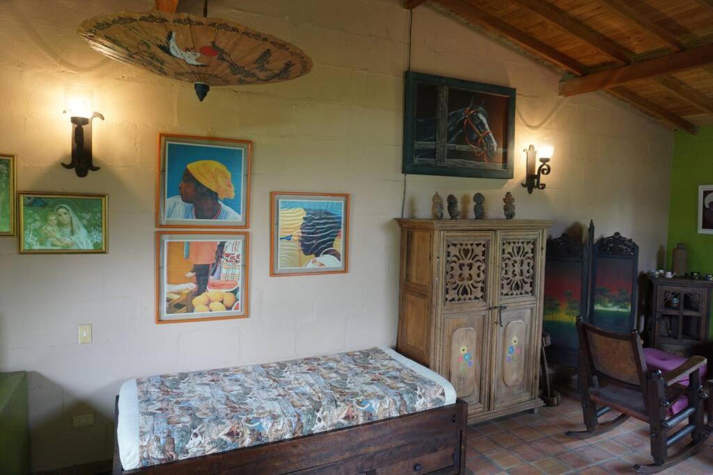 Casa Familiar y Naturaleza en Parcelación Privada