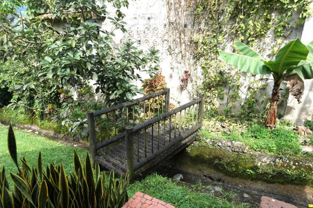 Casa Familiar y Naturaleza en Parcelación Privada