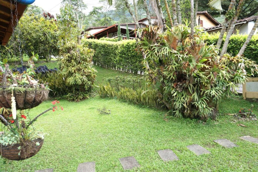 Casa Familiar y Naturaleza en Parcelación Privada