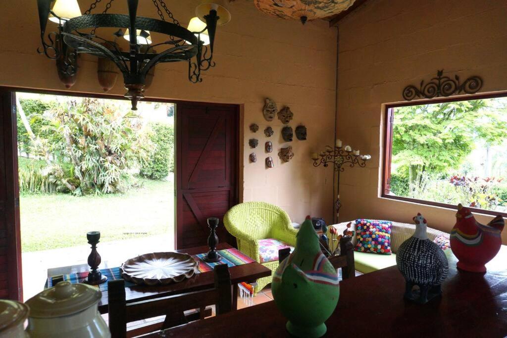 Casa Familiar y Naturaleza en Parcelación Privada