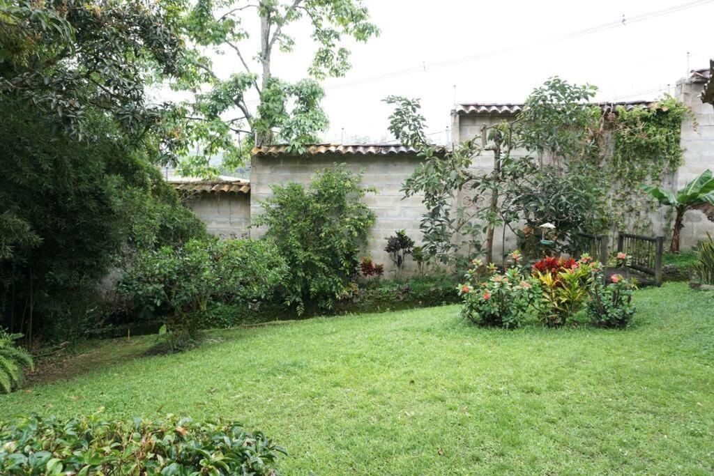Casa Familiar y Naturaleza en Parcelación Privada