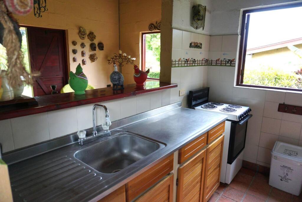 Casa Familiar y Naturaleza en Parcelación Privada