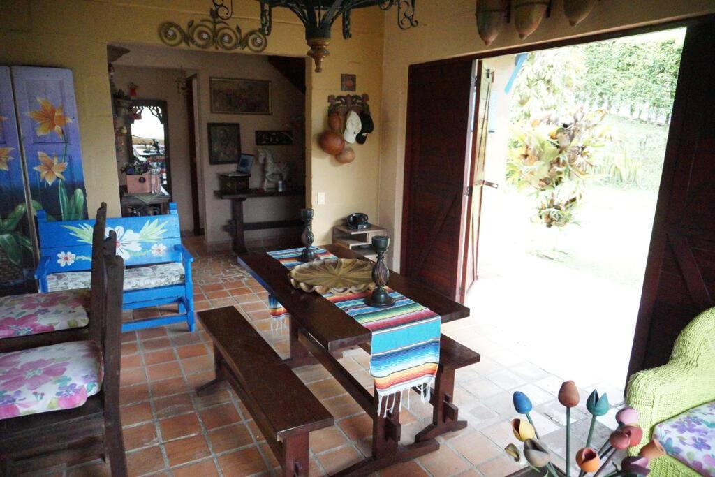 Casa Familiar y Naturaleza en Parcelación Privada