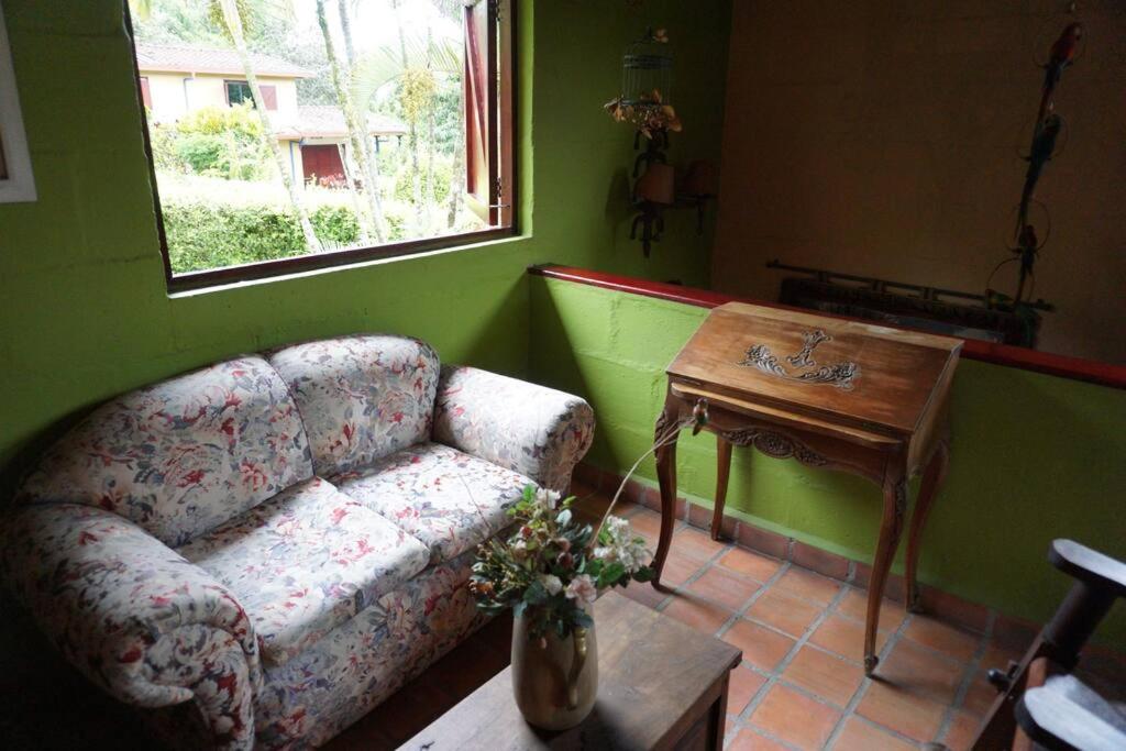 Casa Familiar y Naturaleza en Parcelación Privada