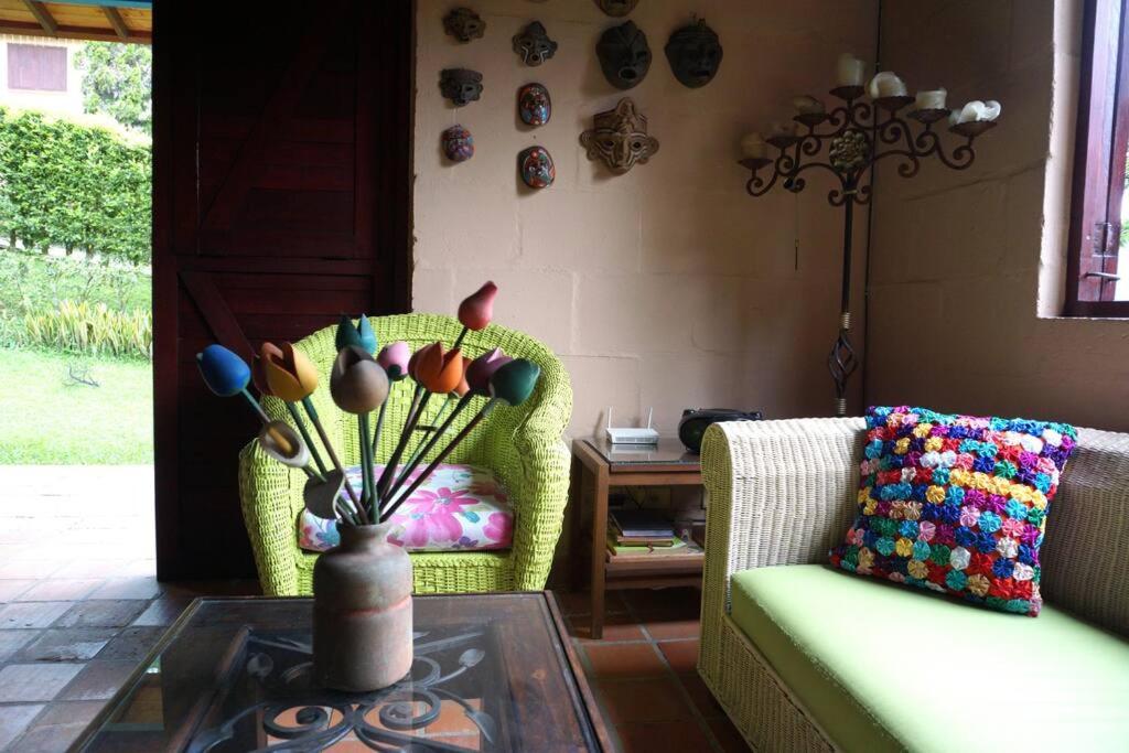 Casa Familiar y Naturaleza en Parcelación Privada