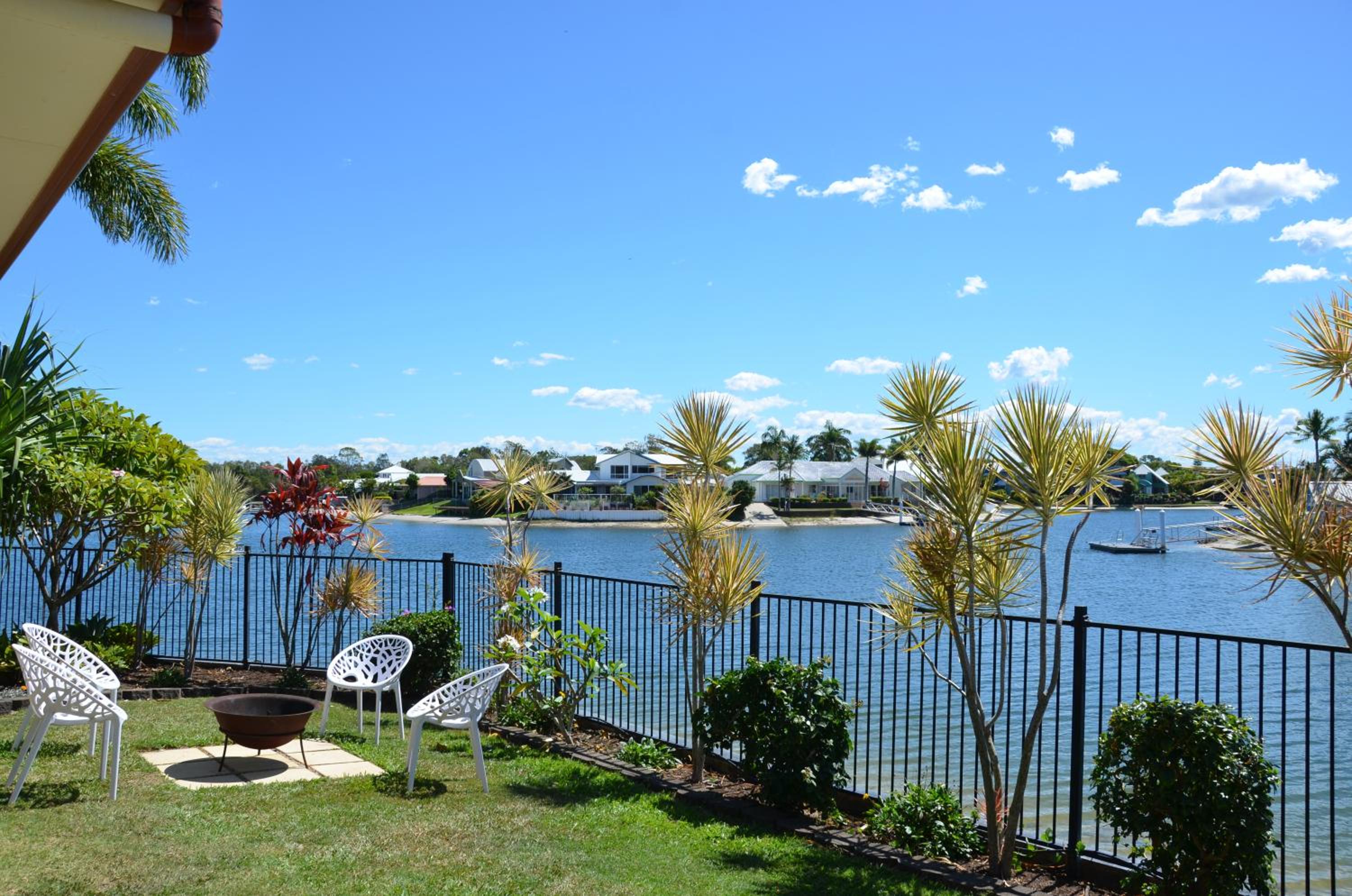 Bayz Waterfront