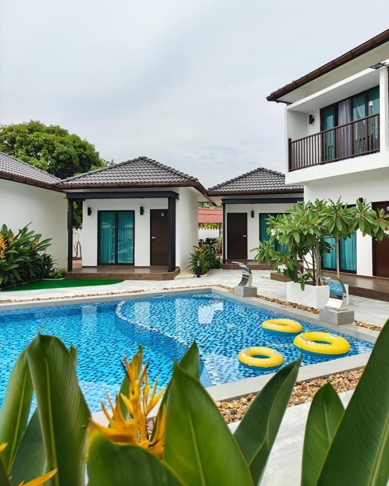 Smilang Chalet