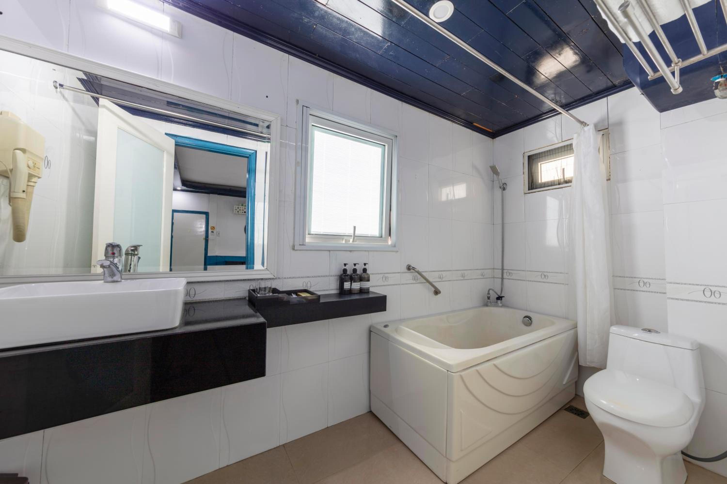 Hanoi Solo Hostel